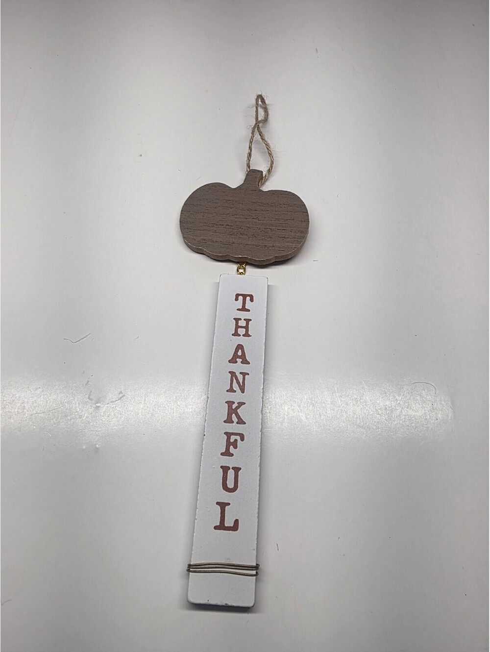 HARVEST DECOR PUMPKIN WALL HANGER GRATEFUL 10 X 3 IN WHITE